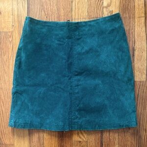Urban Outfitters 100% Leather Forest Green Mini Skirt Size Medium